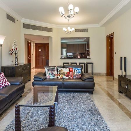 Beachfront Two Bedrooms On Palm Jumeirah By Deluxe Holiday Homes Ντουμπάι Εξωτερικό φωτογραφία