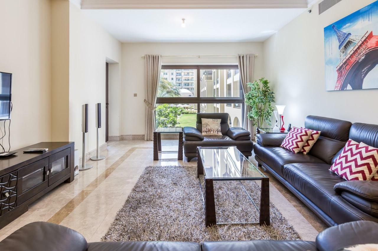 Beachfront Two Bedrooms On Palm Jumeirah By Deluxe Holiday Homes Ντουμπάι Εξωτερικό φωτογραφία