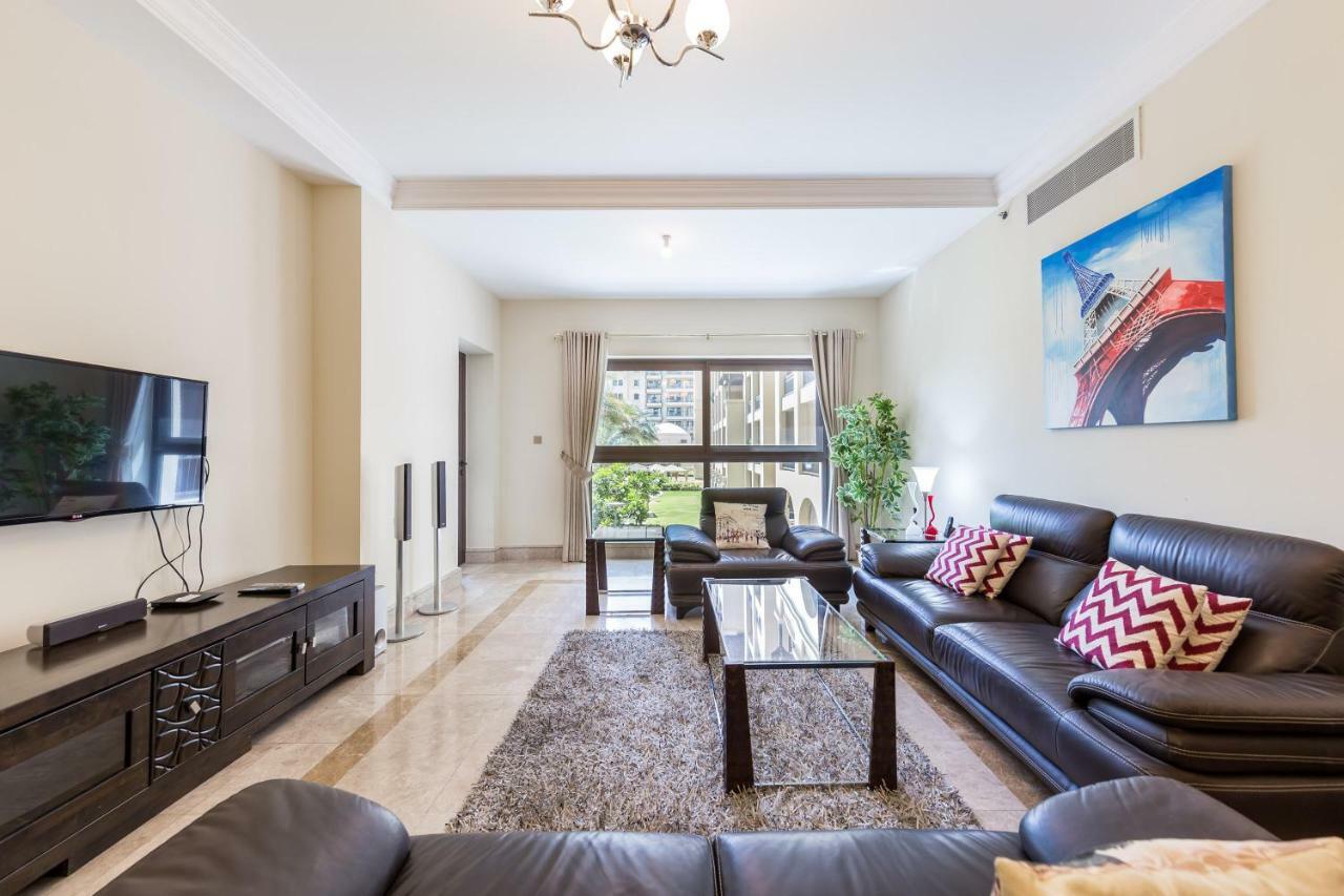 Beachfront Two Bedrooms On Palm Jumeirah By Deluxe Holiday Homes Ντουμπάι Εξωτερικό φωτογραφία