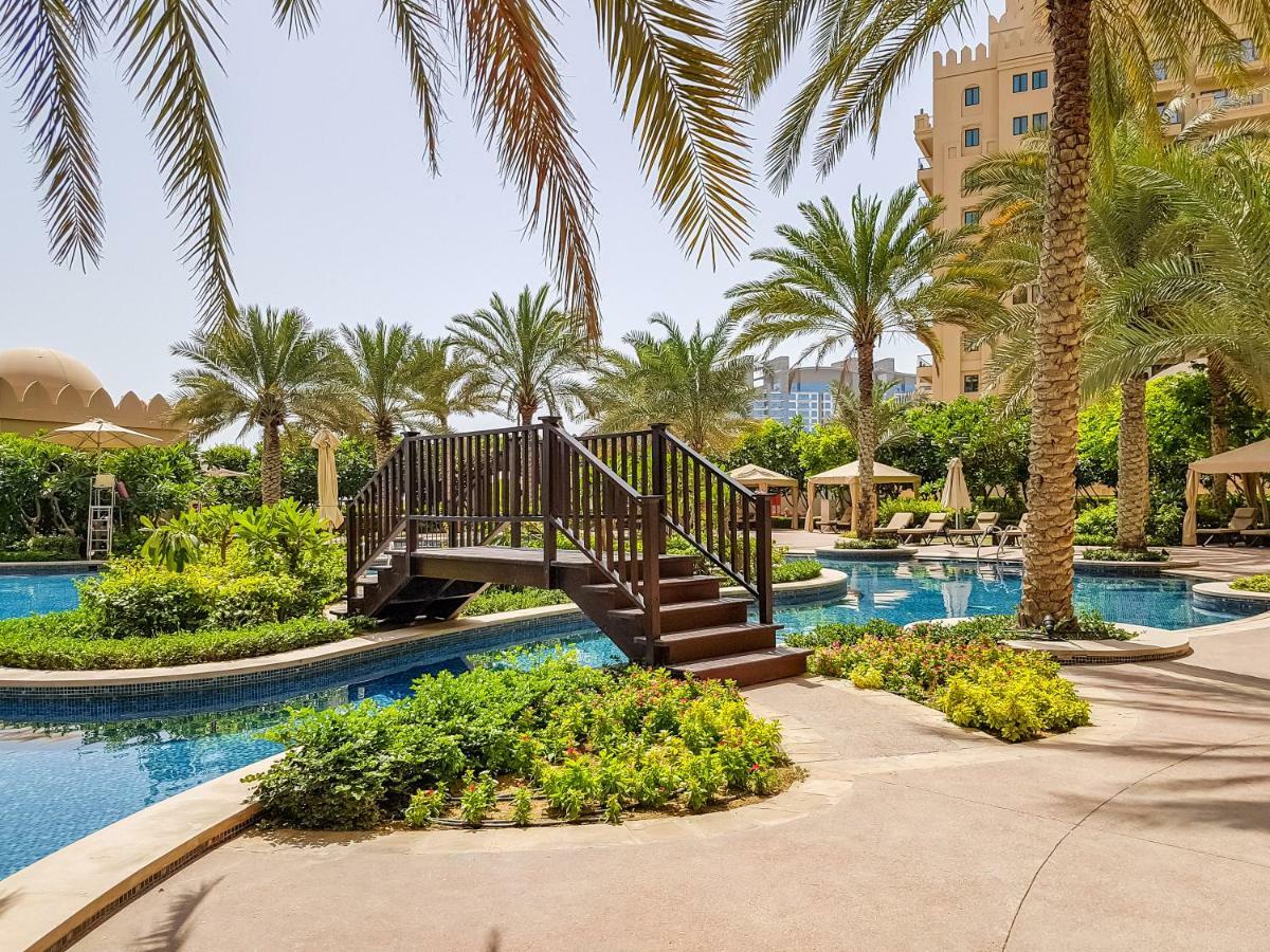 Beachfront Two Bedrooms On Palm Jumeirah By Deluxe Holiday Homes Ντουμπάι Εξωτερικό φωτογραφία