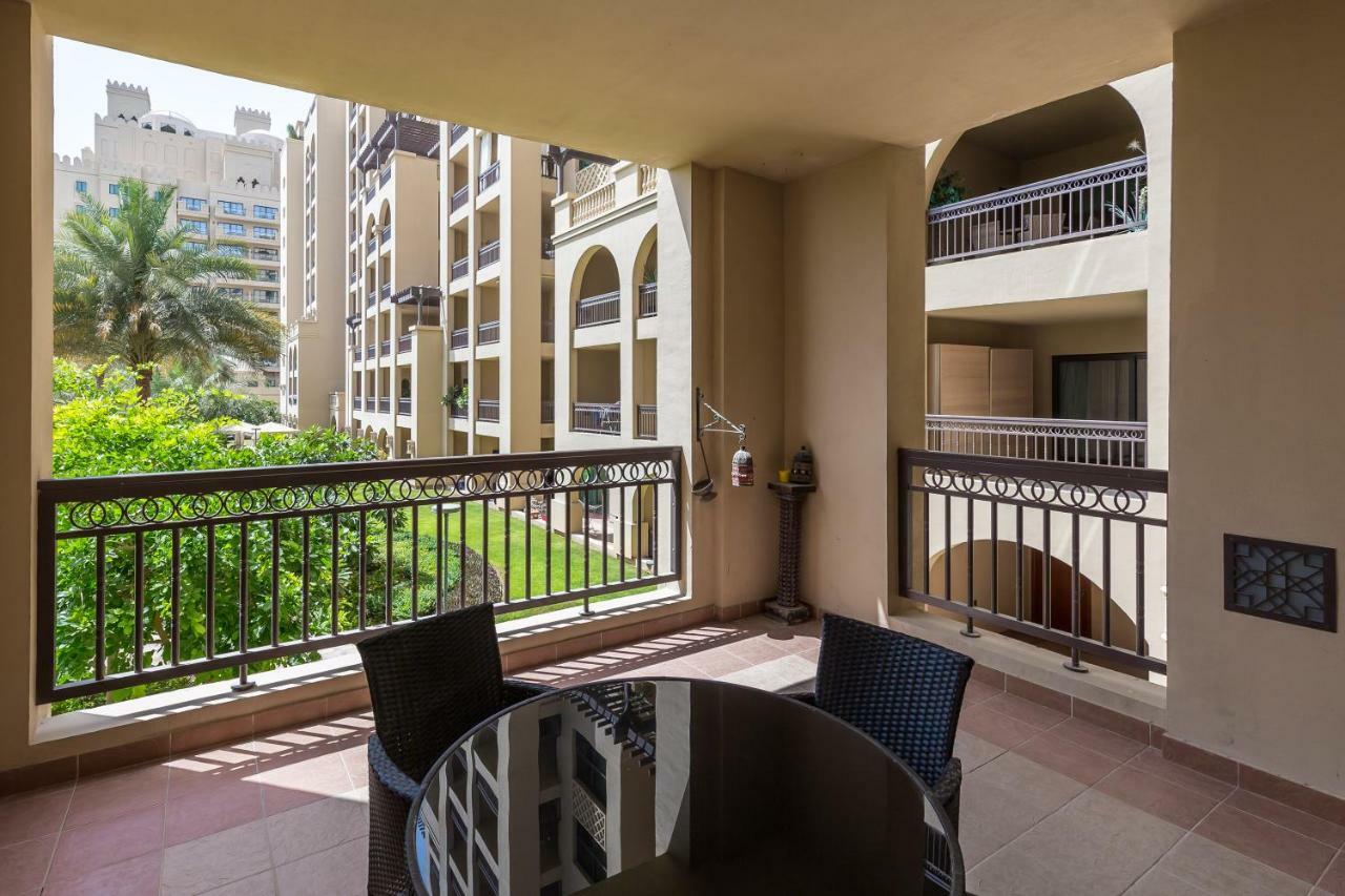 Beachfront Two Bedrooms On Palm Jumeirah By Deluxe Holiday Homes Ντουμπάι Εξωτερικό φωτογραφία